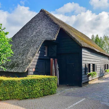 In Near Het * Alphen (North Brabant)