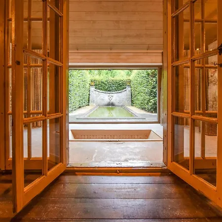 In Near Het Semesterbostad Alphen (North Brabant)